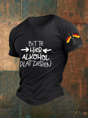 Men's Bitte Hier Alkohol PlatZieRen Printed Short Sleeve T-Shirt