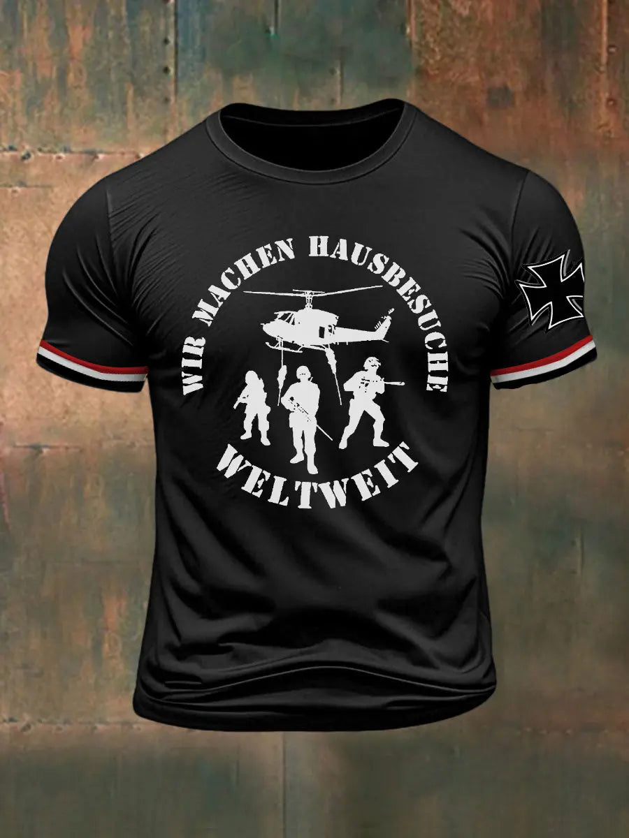 Herren Wir Machen Hausbesuche Weltweit bedrucktes T-Shirt