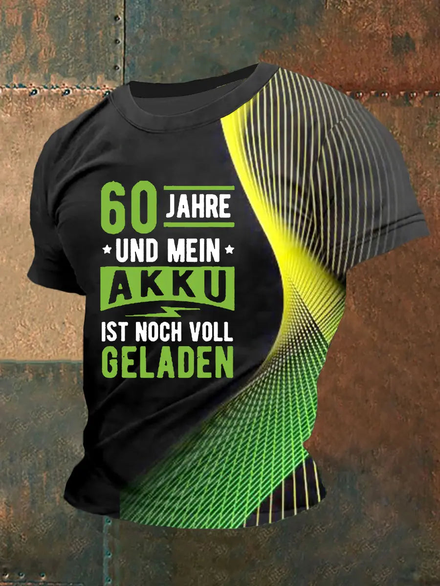 Herren 60 Jahre Und Mein Akku Ist Noch Voll Geladen T-Shirt mit kurzen Ärmeln