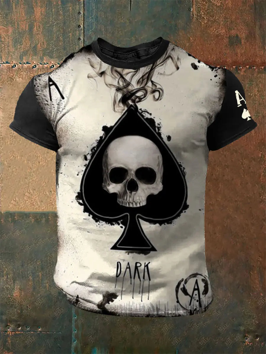 Das Herren skelett hat ein Pik-Ass-T-Shirts